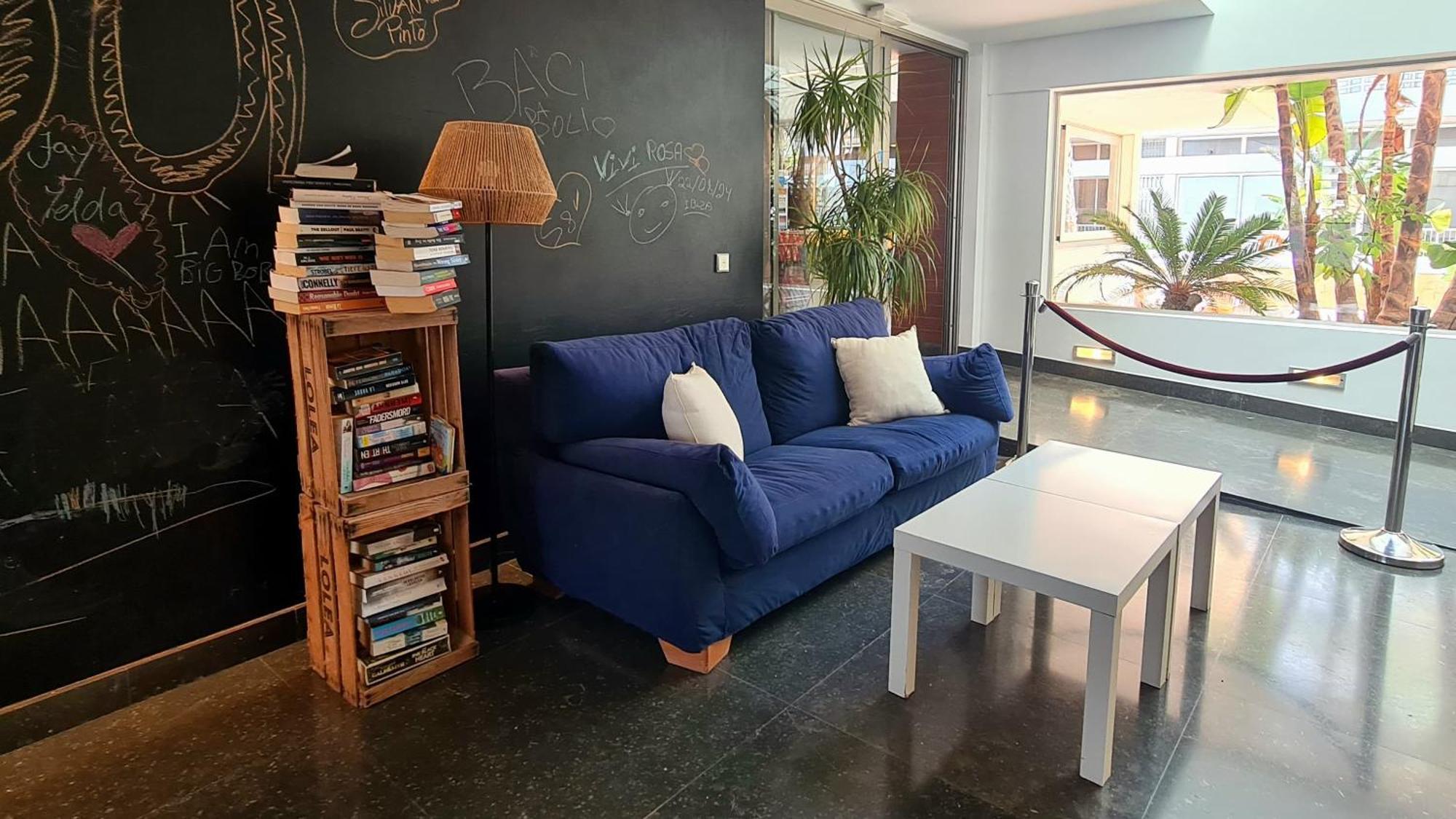 Apartamentos Llobet Ibiza Zewnętrze zdjęcie