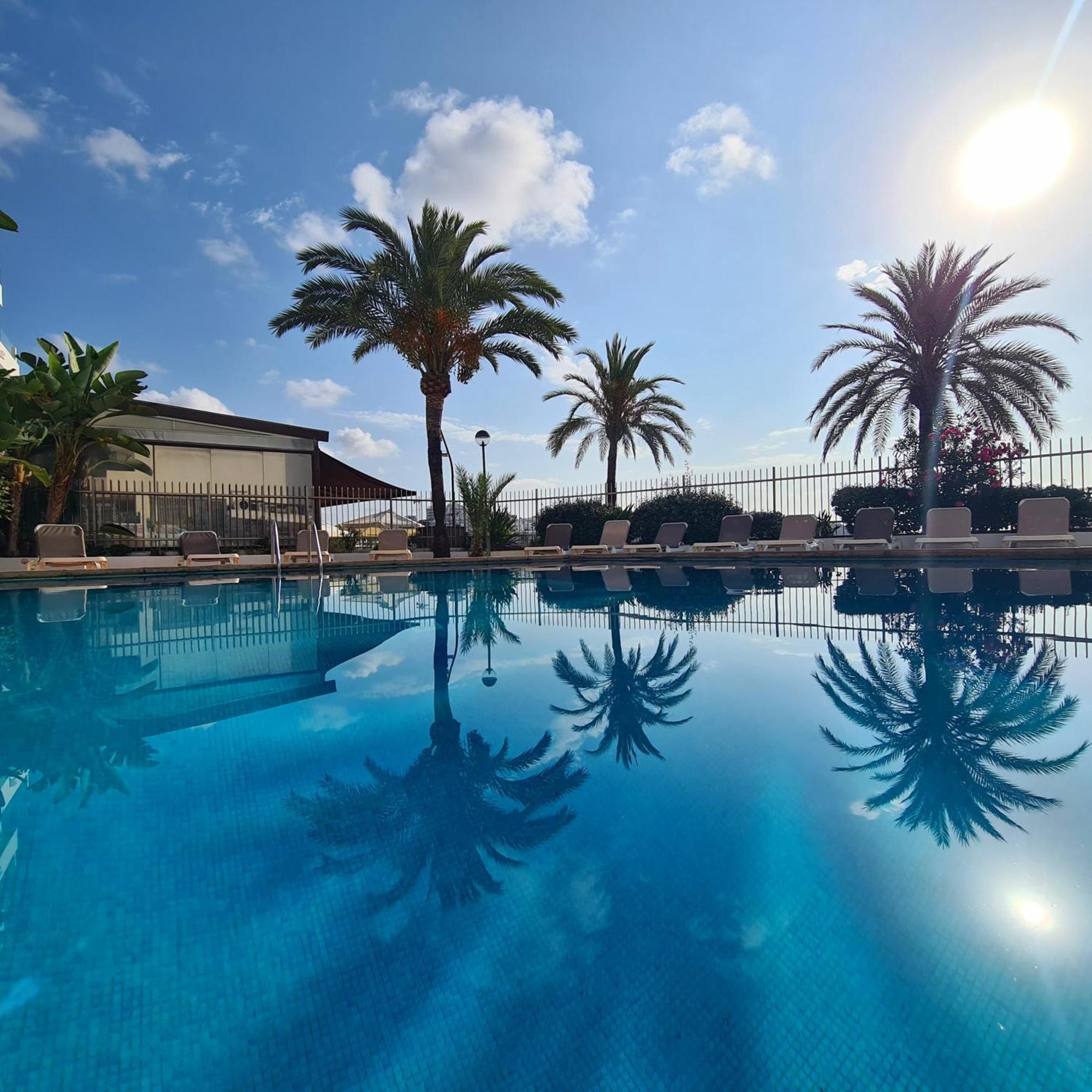 Apartamentos Llobet Ibiza Zewnętrze zdjęcie