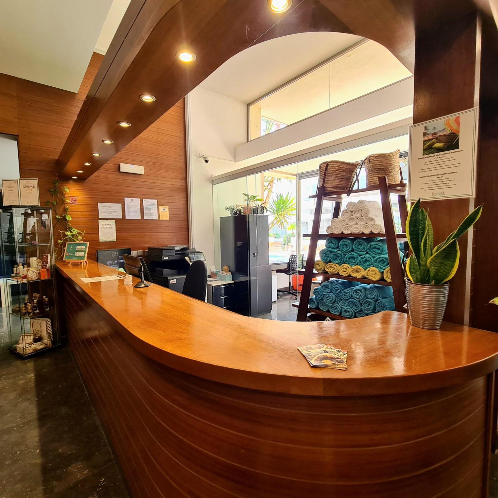 Apartamentos Llobet Ibiza Zewnętrze zdjęcie